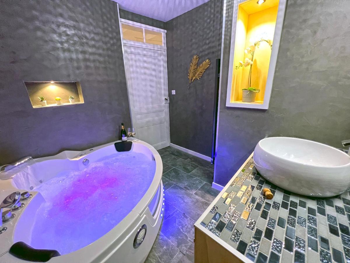 Maison en pierre jacuzzi a 500m de l'ain 3ch 8p Poncin Esterno foto
